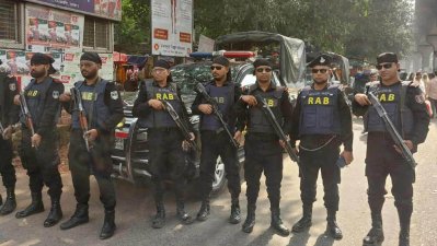 নাশকতা ঠেকাতে কঠোর অবস্থানে আইনশৃঙ্খলা বাহিনী