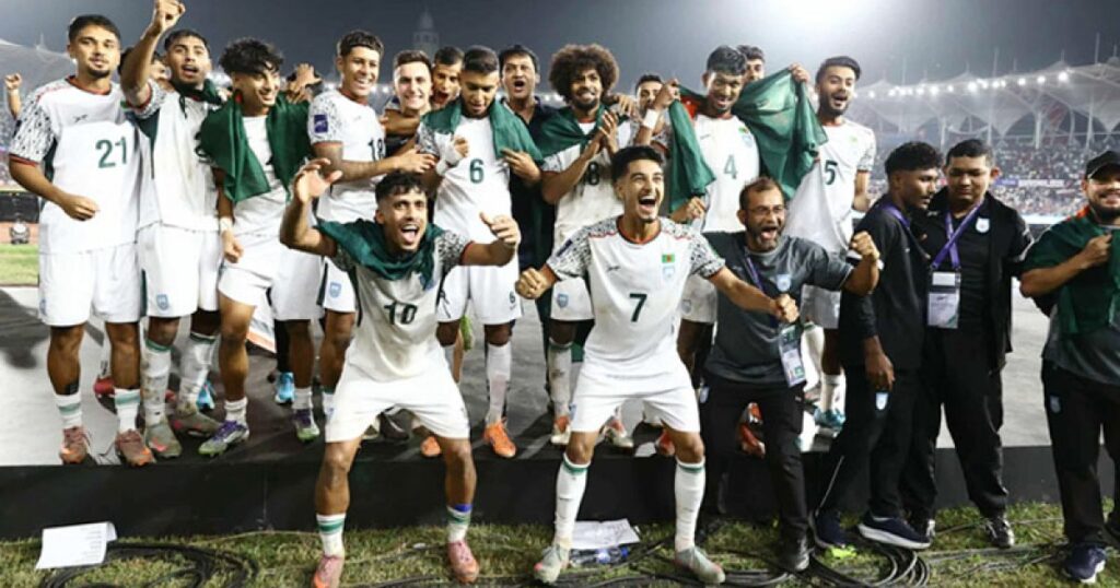 ভারতকে হারিয়ে ফিফা র্যাঙ্কিংয়ে বাংলাদেশের উন্নতি