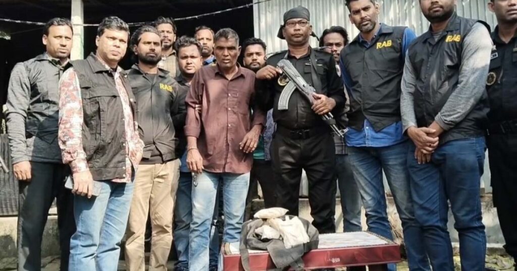 ধামরাইয়ে ২ কেজি ৬০০ গ্রাম হেরোইনসহ একজন গ্রেফতার