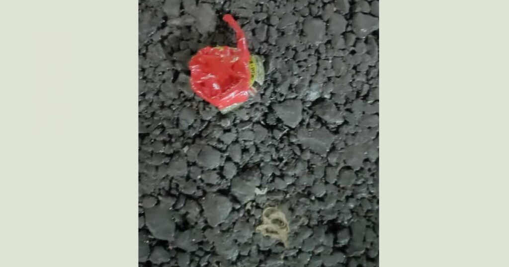 বিমানবন্দরের দুই স্থানে ককটেল বিস্ফোরণ