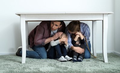 ভূমিকম্পের সময় আপনি এসব করেন?