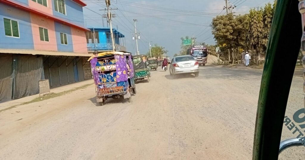 পিচের বদলে কংক্রিটের হবে খুলনা-সাতক্ষীরা মহাসড়ক