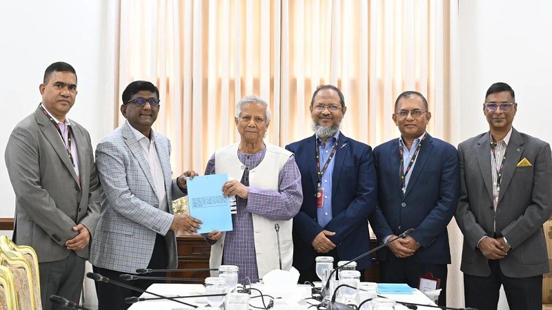 বঞ্চিত সশস্ত্র বাহিনীর সদস্যের ন্যায়বিচার নিশ্চিত করবে সরকার: প্রধান উপদেষ্টা