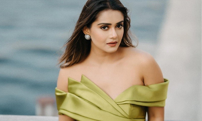 এবার অভিনয়শিল্পী তানজিন তিশার বিরুদ্ধে মামলা