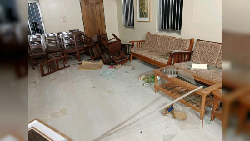 মিঠামইনে সাবেক রাষ্ট্রপতি আবদুল হামিদের বাড়িতে হামলা, ভাঙচুর